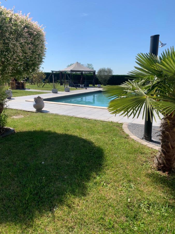 Studio Independant Avec Piscine Et Jardin L'Abergement-Sainte-Colombe 外观 照片